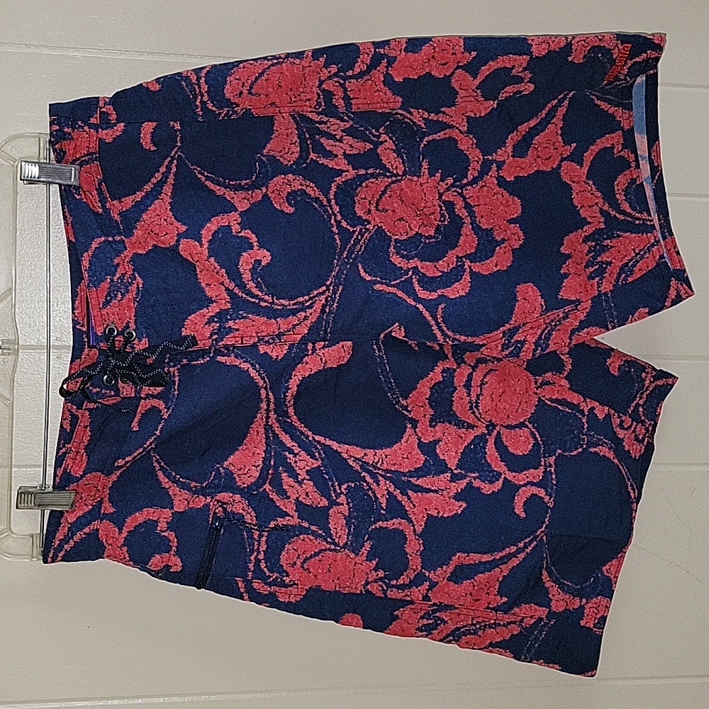 Patagonia Board Shorts Wavefarer Men's Sz. 32  RARE Pattern FINAL